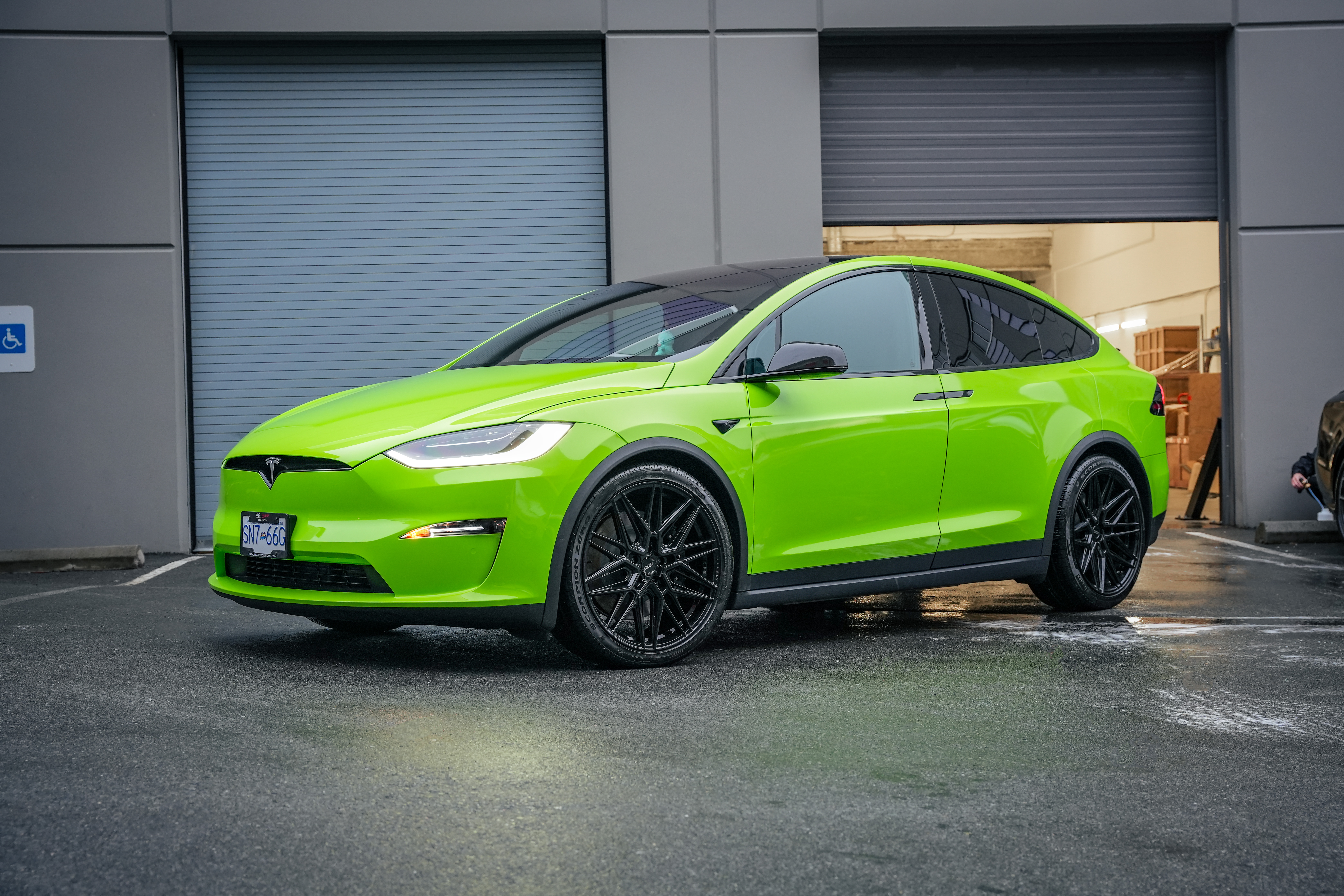 Green Model X Vossen